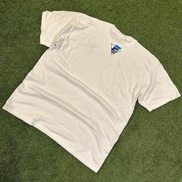 Vintage Fila T-shirt New with tags (Made in USA) - Picture 2 of 5